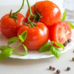 Are tomatoes keto friendly? how to eat tomatoes on a keto diet?